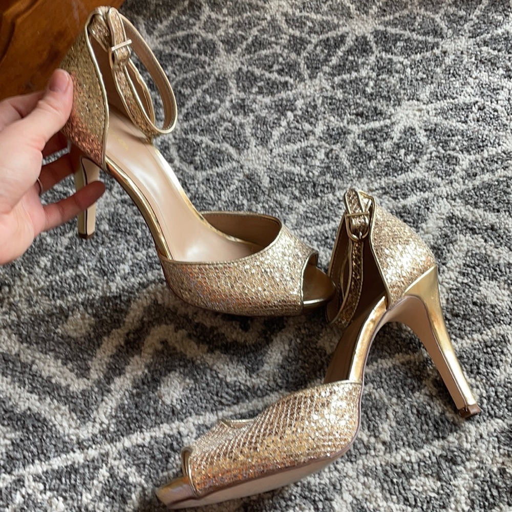 Gold Style & Co Heels!
